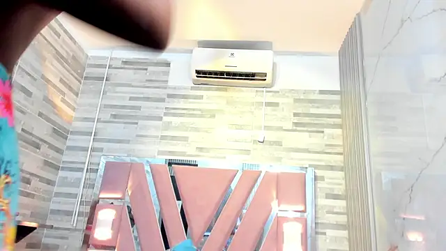 Snapshot of ebony_march chatting on November 29, 2025, 6:33 pm ebony march online show from November 29, 2025, 6:33 pm