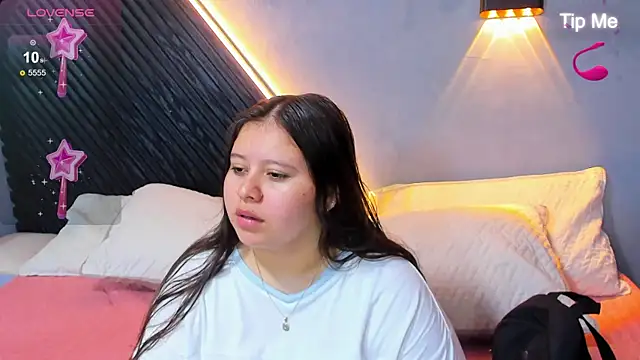 Laia and Aloby online show from July 28, 2026, 11:15 pm