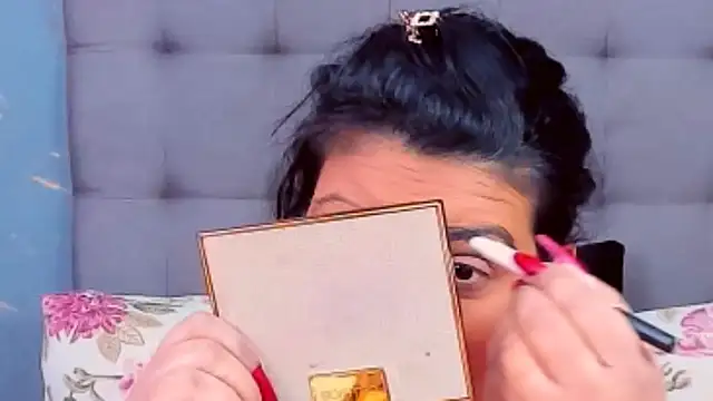 AmyCubes online show from February 18, 2025, 7:30 pm