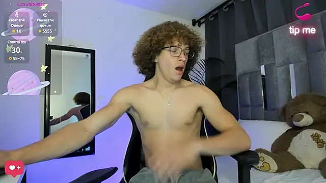 All3ssandr0 online show from January 11, 2025, 1:27 am