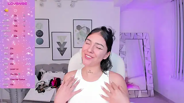 kendaall jenner  online show from January 20, 2025, 4:10 am