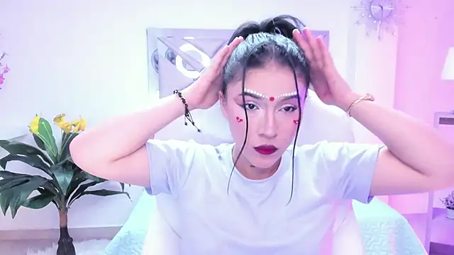 kendaall jenner  online show from January 30, 2025, 2:16 am