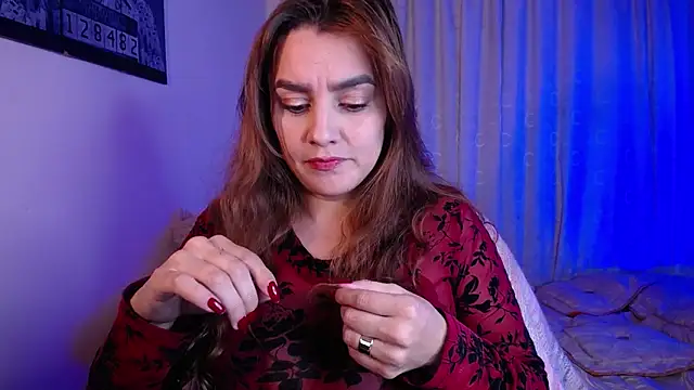 Lu perez online show from March 13, 2026, 2:18 am