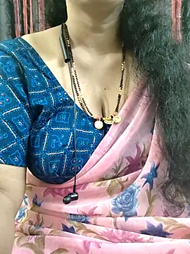 bhuvana555 online show from November 27, 2025, 4:36 am