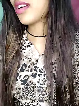 Snapshot of Sreya213 chatting on January 14, 2025, 9:09 pm Sreya213 online show from January 14, 2025, 9:09 pm