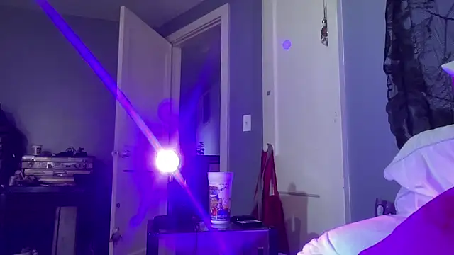 Snapshot of SkarlettRose96 chatting on October 29, 2025, 12:29 pm SkarlettRose96 online show from October 29, 2025, 12:29 pm