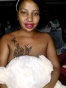 quenliyasa online show from February 16, 2025, 1:27 pm