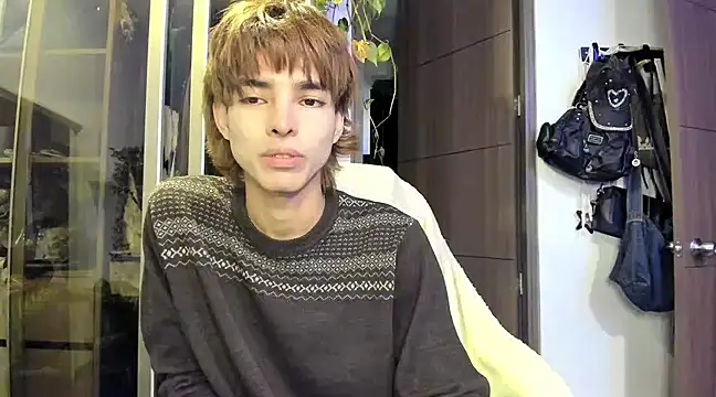 santy-kitty online show from January 29, 2025, 1:27 am