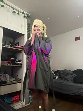 EemaHaruki online show from December 30, 2024, 6:05 pm