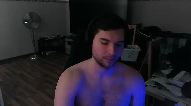 Ironman220 online show from December 25, 2024, 10:39 am