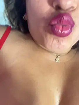 perlita05 online show from September 19, 2025, 9:00 am