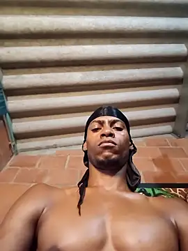 MAXIMO JHONS online show from February 5, 2026, 12:10 pm