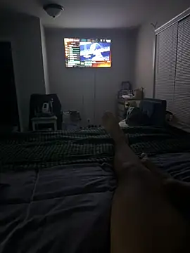 Snapshot of elamante03 chatting on June 30, 2026, 2:01 am elamante03 online show from June 30, 2026, 2:01 am