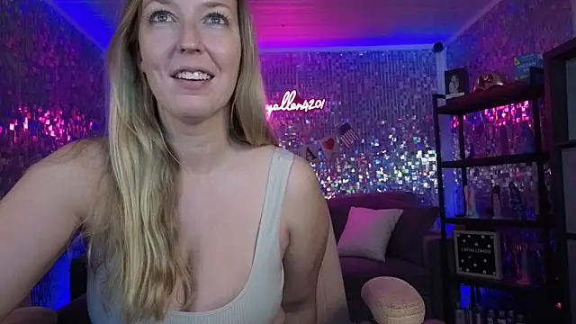 Snapshot of lucyallen4201 chatting on June 20, 2026, 10:56 pm lucyallen4201 online show from June 20, 2026, 10:56 pm