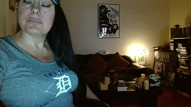 Snapshot of mandaloriangirls chatting on October 10, 2025, 6:07 pm mandaloriangirls online show from October 10, 2025, 6:07 pm