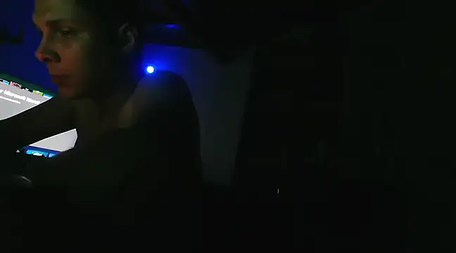 Snapshot of dans1993med03 chatting on December 6, 2024, 6:15 am dans1993med03 online show from December 6, 2024, 6:15 am