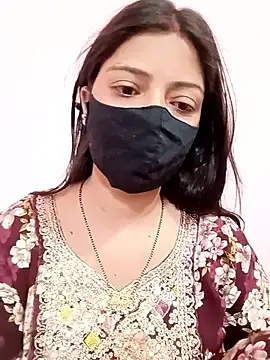 Snapshot of Mahi_Baby25 chatting on May 18, 2026, 5:02 am Mahi Baby25 online show from May 18, 2026, 5:02 am