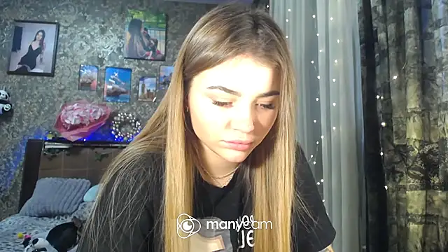 BonnyShy online show from December 6, 2024, 11:33 am