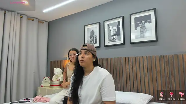 Dilan y Mia online show from January 13, 2025, 1:28 pm