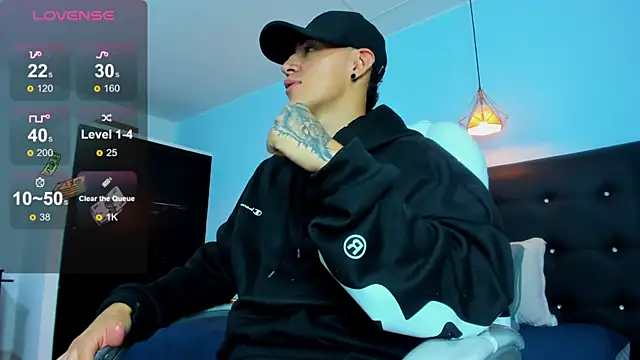 Snapshot of Lobo_17_ chatting on November 19, 2025, 3:39 am Lobo 17 online show from November 19, 2025, 3:39 am