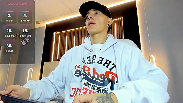 Lobo 17  online show from March 7, 2026, 3:47 am