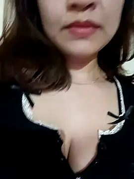 Snapshot of AssAsiancute chatting on February 6, 2025, 6:13 pm AssAsiancute online show from February 6, 2025, 6:13 pm