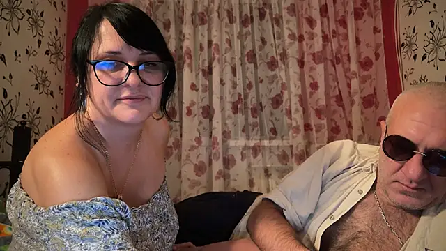 Snapshot of StellarTeam chatting on December 13, 2024, 11:06 pm StellarTeam online show from December 13, 2024, 11:06 pm