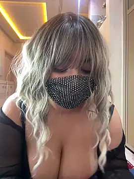 Snapshot of belquiis chatting on January 3, 2025, 5:06 am belquiis online show from January 3, 2025, 5:06 am