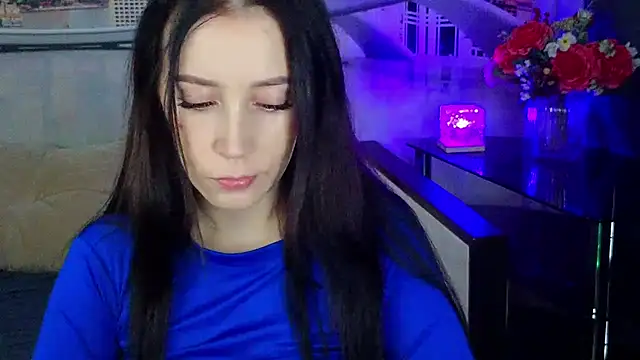 MonikaSweetXXX online show from September 9, 2025, 9:25 pm