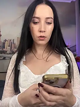 MonikaSweetXXX online show from October 6, 2025, 8:28 pm