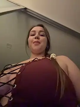 Snapshot of AnnabelleKelly chatting on May 27, 2026, 4:26 pm AnnabelleKelly online show from May 27, 2026, 4:26 pm