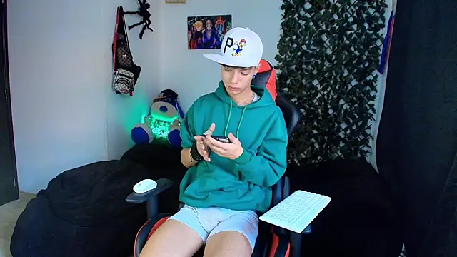 twink sebas  online show from February 8, 2025, 9:25 pm