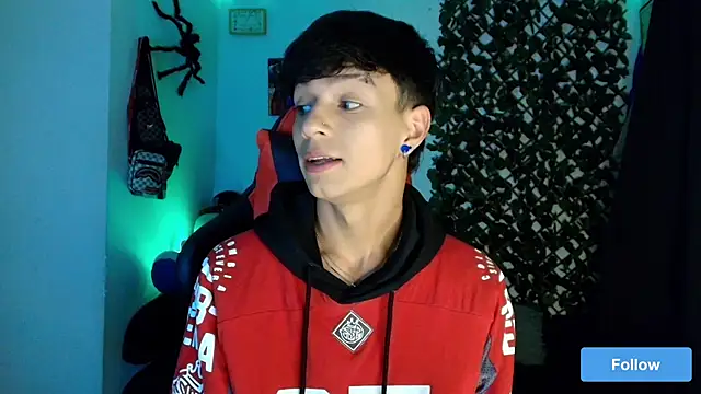 twink sebas  online show from February 10, 2025, 6:20 am