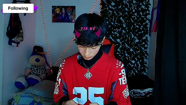 twink sebas  online show from February 26, 2025, 4:25 am