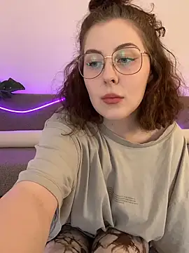 cinnabon  online show from February 21, 2026, 4:08 pm