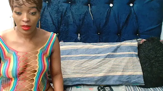 xTALLSEXYBUMx online show from July 25, 2026, 4:21 am