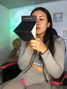 emily 22x online show from January 17, 2025, 9:50 pm