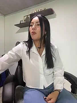 emily 22x online show from March 17, 2025, 9:13 pm