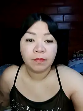 Snapshot of Chantal_lopez chatting on February 7, 2026, 2:32 pm Chantal lopez online show from February 7, 2026, 2:32 pm