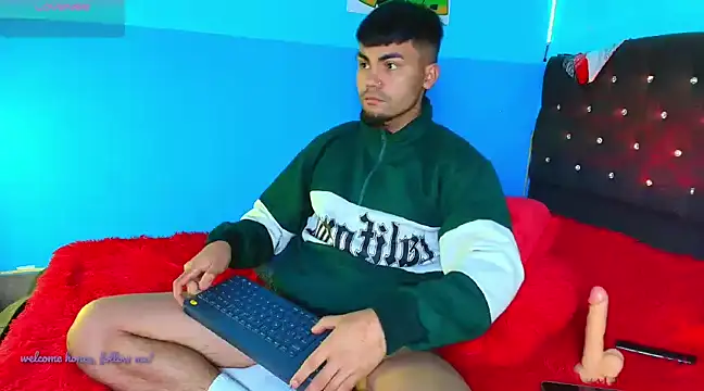 Snapshot of kalivan_voinesscu chatting on December 4, 2024, 11:13 pm kalivan voinesscu online show from December 4, 2024, 11:13 pm