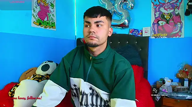 Snapshot of kalivan_voinesscu chatting on December 5, 2024, 4:31 am kalivan voinesscu online show from December 5, 2024, 4:31 am