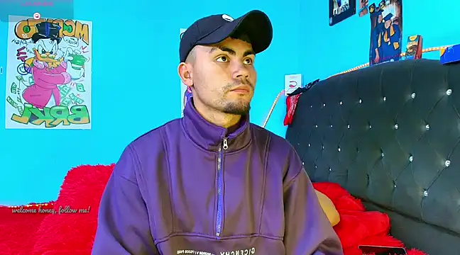 Snapshot of kalivan_voinesscu chatting on January 21, 2025, 5:49 am kalivan voinesscu online show from January 21, 2025, 5:49 am