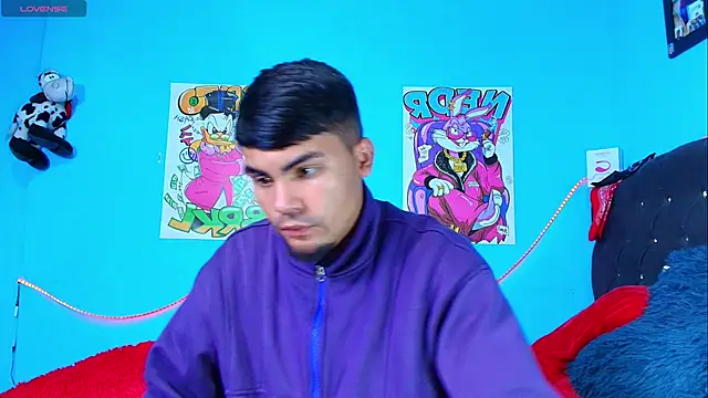 Snapshot of kalivan_voinesscu chatting on February 28, 2025, 6:10 am kalivan voinesscu online show from February 28, 2025, 6:10 am