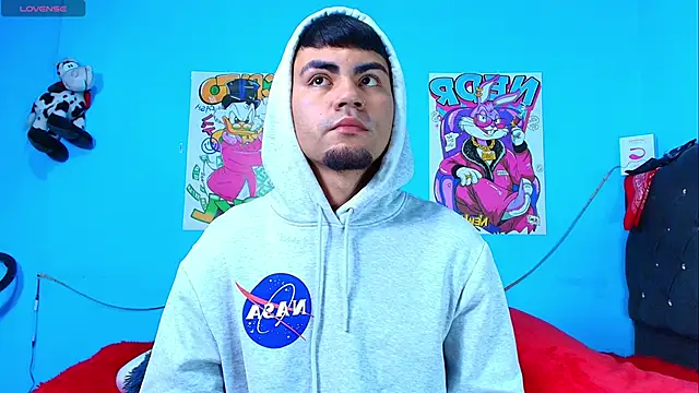 Snapshot of kalivan_voinesscu chatting on March 12, 2025, 12:36 pm kalivan voinesscu online show from March 12, 2025, 12:36 pm