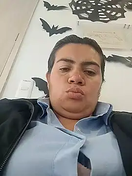 Snapshot of naughty-sharlot chatting on October 30, 2025, 3:13 pm naughty-sharlot online show from October 30, 2025, 3:13 pm