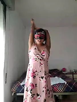 Snapshot of Bella_Luna18 chatting on March 15, 2025, 8:58 am Bella Luna18 online show from March 15, 2025, 8:58 am