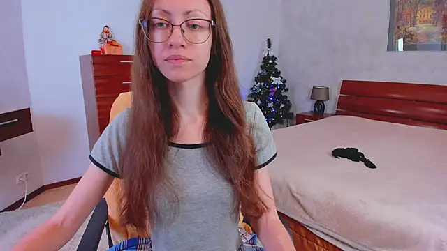 Pantyhose Mila online show from December 16, 2025, 8:03 pm