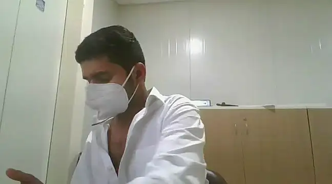 Ishan003 online show from February 9, 2025, 9:47 am