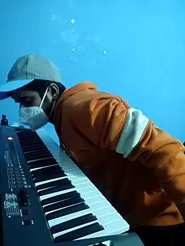 Ishan003 online show from December 14, 2025, 2:11 pm