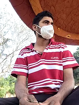 Ishan003 online show from February 18, 2026, 3:13 am